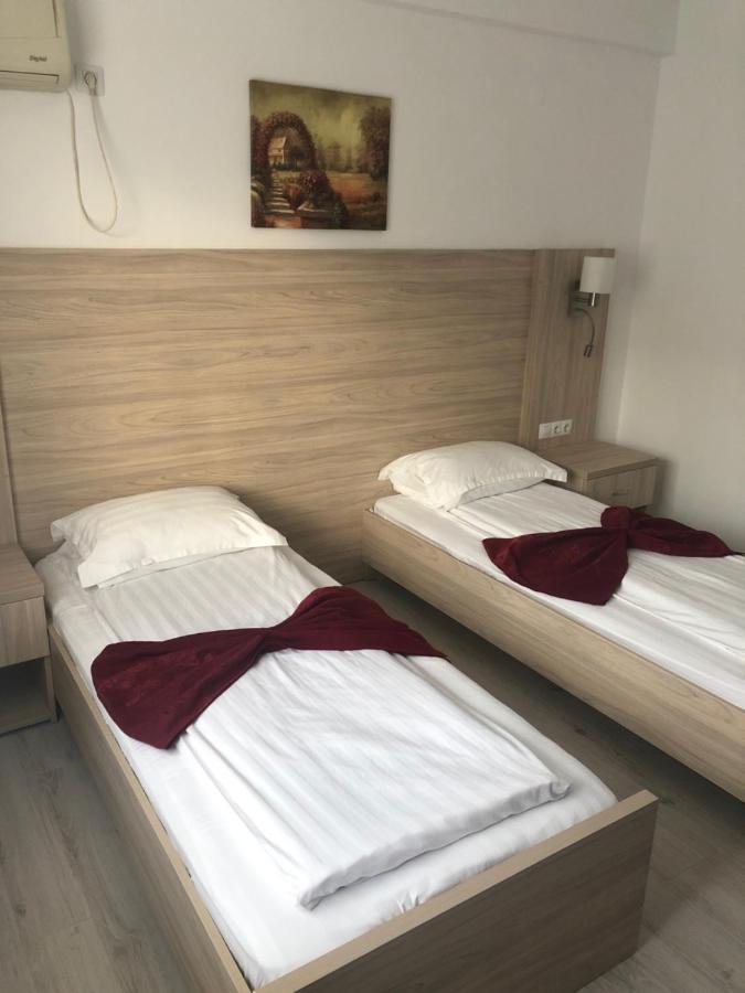 Hotel Bulevard Prestige Slatina  Eksteriør billede